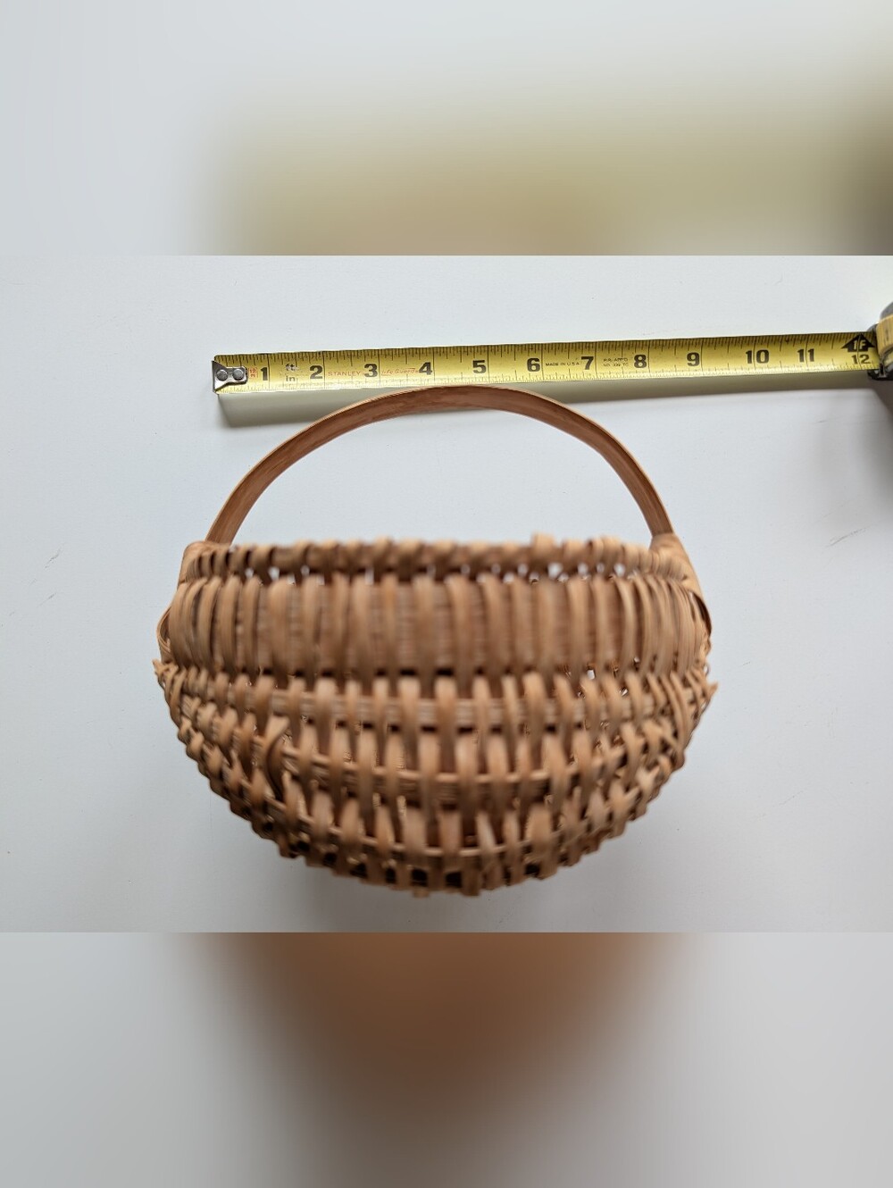 Handwoven Small Buttock  Basket Vintage - Picture 7 of 7